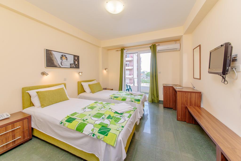 Hotel Novi Herceg Novi Szoba fotó
