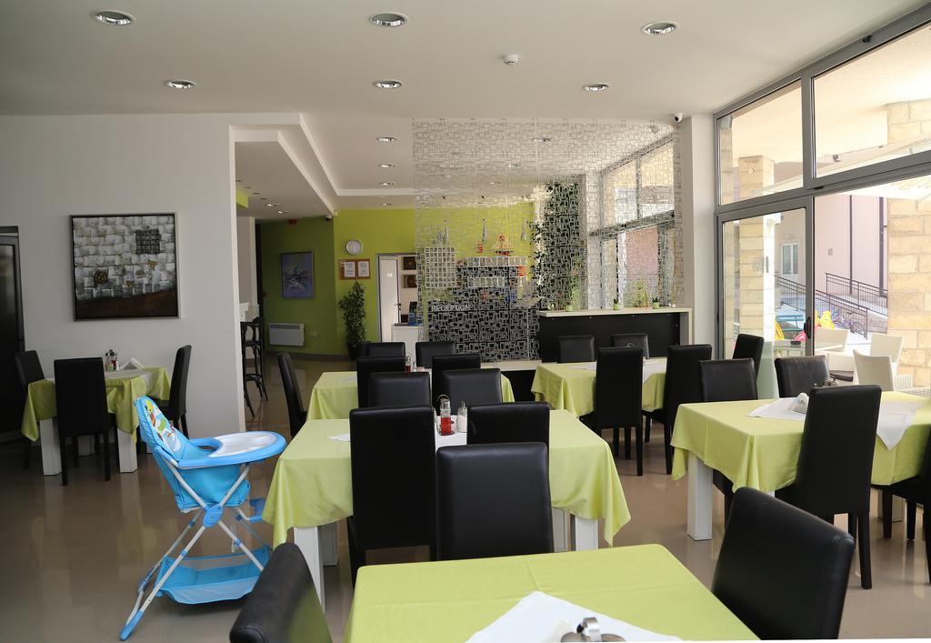 Hotel Novi Herceg Novi Kültér fotó
